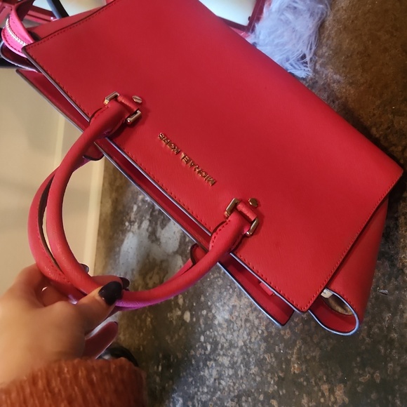 💥2/$125💥 Michael Kors Selma Saffiano Bag - Picture 10 of 17